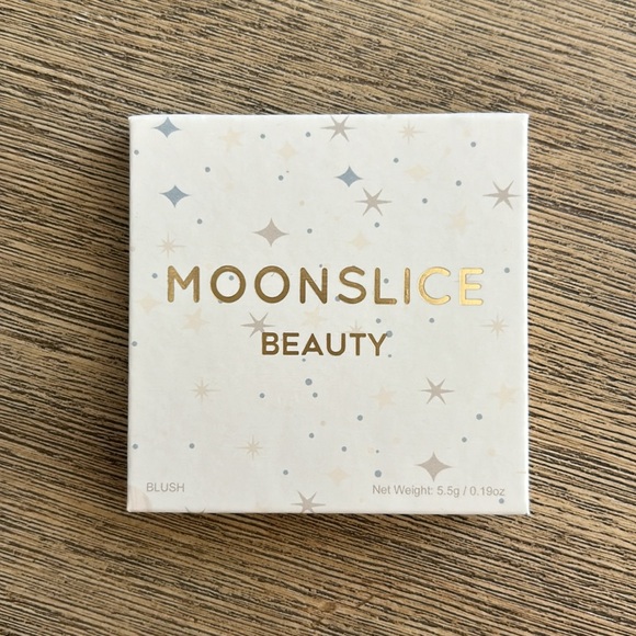 +FREE! Gift w/ Purchase! NEW Pink Mini Powder Blush - Picture 5 of 8